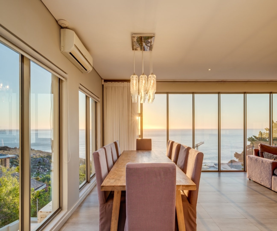 6 Bedroom Property for Sale in Camps Bay Western Cape